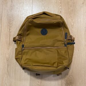 Lululemon New Crew Backpack. 22L.